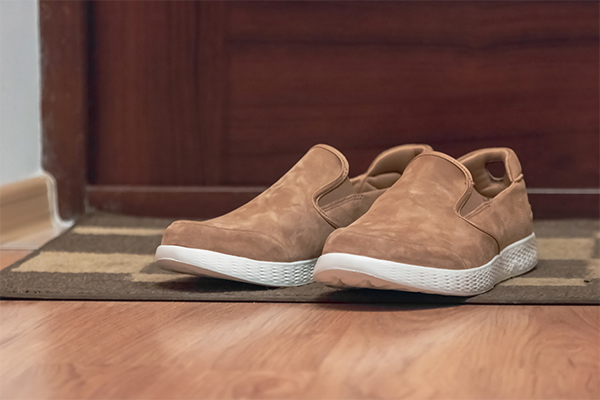 4-easy-care-and-maintenance-tips-for-hardwood-flooring